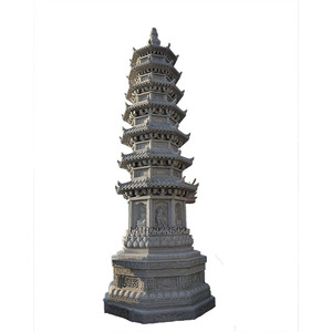 石雕青石塔